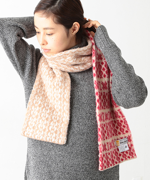 Beams Boy ビームスボーイ の Robert Mackie フェアアイルブラッシュ マフラー マフラー Wear