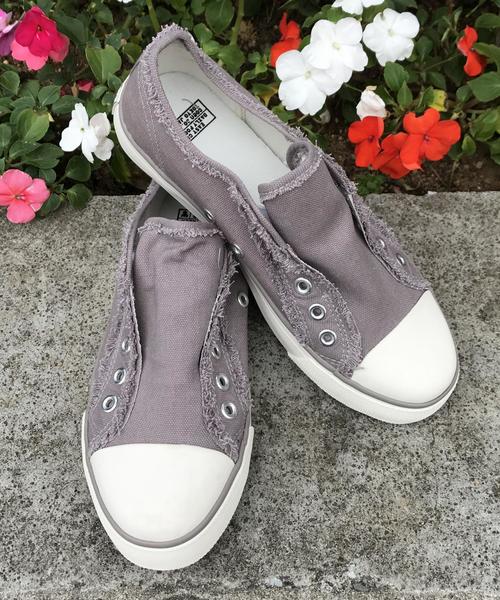 coen（コーエン）の「【『LEE』11月号掲載・2017FW新色登場・人気復刻カラー・追加生産】キャンバススリッポン（スニーカー）（スリッポン・レディース・ネイビー/オリーブ/グレー/ホワイト/ライトブルー/ブラック/グレー系その他/マスタード・LARGE/X-LARGE/MEDIUM/SMALL）」の15枚目の写真