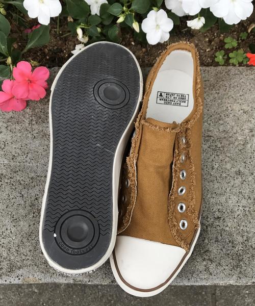 coen（コーエン）の「【『LEE』11月号掲載・2017FW新色登場・人気復刻カラー・追加生産】キャンバススリッポン（スニーカー）（スリッポン・レディース・ネイビー/オリーブ/グレー/ホワイト/ライトブルー/ブラック/グレー系その他/マスタード・LARGE/X-LARGE/MEDIUM/SMALL）」の10枚目の写真