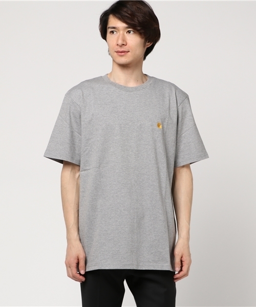 Carhartt WIP（カーハートダブリューアイピー）の「S/S CHASE T-SHIRT（Tシャツ/カットソー・メンズ・アッシュグレー/ブルー/ブラック/ホワイト/ダークグリーン/ヘザーグレー/レッド/グリーン/ダークネイビー/ブラウン・SMALL/MEDIUM/LARGE/X-LARGE/X-SMALL）」の5枚目の写真