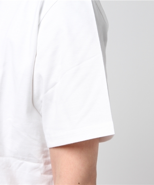 Carhartt WIP（カーハートダブリューアイピー）の「S/S CHASE T-SHIRT（Tシャツ/カットソー・メンズ・アッシュグレー/ブルー/ブラック/ホワイト/ダークグリーン/ヘザーグレー/レッド/グリーン/ダークネイビー/ブラウン・SMALL/MEDIUM/LARGE/X-LARGE/X-SMALL）」の14枚目の写真