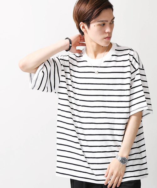 WEGO（ウィゴー）の「WEGO/スラブビッグシルエットポケットカットソー（Tシャツ/カットソー・メンズ・ピンク/ライム/ホワイト/レッド/サックスブルー/ブルー系その他5/ブラック系その他5/ネイビー/ロイヤルブルー/イエロー/ブルー系その他/トリコロール/ワイン/ダークグリーン/ベージュ系その他5/レッド系その他5/ホワイト系その他5・SMALL/LARGE/MEDIUM）」の3枚目の写真