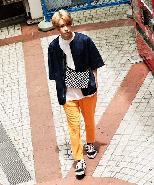 WEGO（ウィゴー）の「WEGO/スラブビッグシルエットポケットカットソー（Tシャツ/カットソー・メンズ・ピンク/ライム/ホワイト/レッド/サックスブルー/ブルー系その他5/ブラック系その他5/ネイビー/ロイヤルブルー/イエロー/ブルー系その他/トリコロール/ワイン/ダークグリーン/ベージュ系その他5/レッド系その他5/ホワイト系その他5・SMALL/LARGE/MEDIUM）」の19枚目の写真