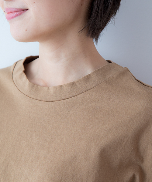 Banner Barrett（バナーバレット）の「BL JERSEY TOPS（Tシャツ/カットソー・レディース・ベージュ/ブラック/グリーン/オフホワイト・38）」の9枚目の写真