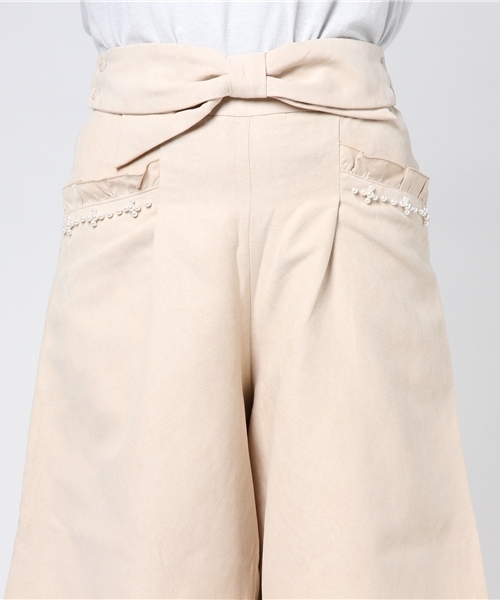 GeeRA(ジーラ)の「フェイクスエード素材2WAYガウチョパンツ(その他パンツ・レディース・ベージュ・SMALL/X-LARGE/LARGE/MEDIUM)」の5枚目の写真