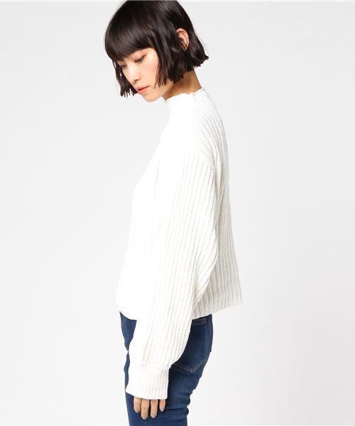 VENCEEXCHANGE（ヴァンスエクスチェンジ）の「ベロアモールボトルネックニット               （ニット/セーター・レディース・ブラック/レッド/オフホワイト/マスタード・MEDIUM）」の8枚目の写真