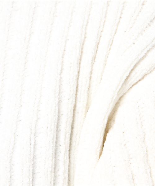 VENCEEXCHANGE（ヴァンスエクスチェンジ）の「ベロアモールボトルネックニット               （ニット/セーター・レディース・ブラック/レッド/オフホワイト/マスタード・MEDIUM）」の7枚目の写真