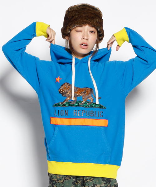 ALDIES（アールディーズ）の「Lion Rp Parka / ライオンアールピーパーカー（パーカー・メンズ・ブルー/オフホワイト/ブラック・LARGE/MEDIUM/SMALL/X-LARGE）」の3枚目の写真