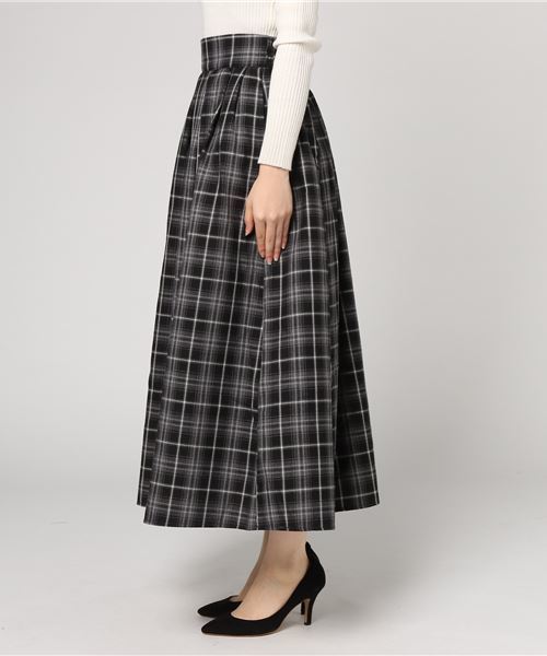 earth music&ecology（アースミュージックアンドエコロジー）の「チェックタックスカート（スカート・レディース・グレー/グリーン/ボルドー/マスタード・FREE）」の5枚目の写真
