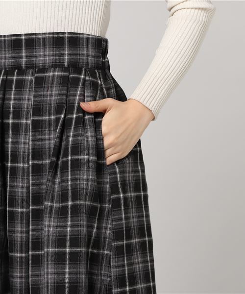 earth music&ecology（アースミュージックアンドエコロジー）の「チェックタックスカート（スカート・レディース・グレー/グリーン/ボルドー/マスタード・FREE）」の6枚目の写真