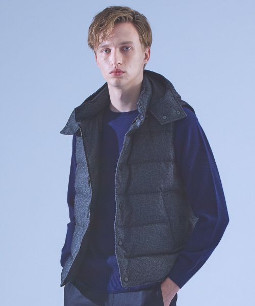 ABAHOUSE（アバハウス）の「【Recency of Mine】KWD撚り杢ジョーゼットダウンベスト（ブルゾン・メンズ・ブルー/ネイビー/チャコールグレー/ブラック・46/50/44/48）」の3枚目の写真