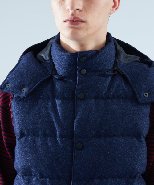 ABAHOUSE（アバハウス）の「【Recency of Mine】KWD撚り杢ジョーゼットダウンベスト（ブルゾン・メンズ・ブルー/ネイビー/チャコールグレー/ブラック・46/50/44/48）」の9枚目の写真