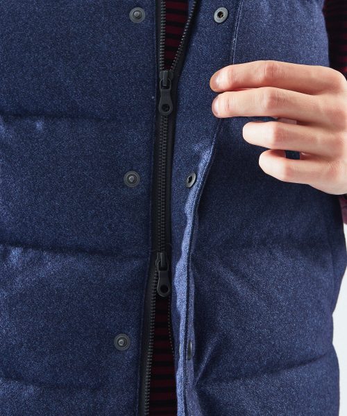 ABAHOUSE（アバハウス）の「【Recency of Mine】KWD撚り杢ジョーゼットダウンベスト（ブルゾン・メンズ・ブルー/ネイビー/チャコールグレー/ブラック・46/50/44/48）」の15枚目の写真