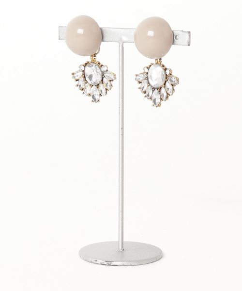 TONE SELECT GOODS(トーンセレクトグッズ)の「【lulugiraffe】ビジューチャーム2Wayピアス(ピアス(両耳用)・レディース・ベージュ/ゴールド・FREE)」の2枚目の写真