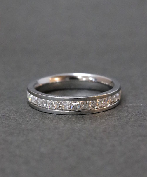 florist（フローリスト）の「ステンレスシンプルスクエアエタニティーリング（リング・レディース・シルバー/ゴールド/ピンクゴールド・12号/9号/17号/7号/20号/15号/4号/23号）」の4枚目の写真