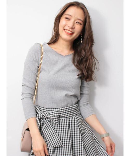 earth music&ecology（アースミュージックアンドエコロジー）の「・衿スカラップテレコプルオーバー ●＊（Tシャツ/カットソー・レディース・グレー系その他/アイボリー/ブラック/グリーン/ピンク/ラベンダー・S/M）」の18枚目の写真