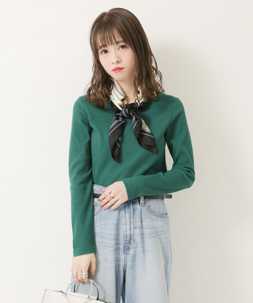 earth music&ecology（アースミュージックアンドエコロジー）の「・衿スカラップテレコプルオーバー ●＊（Tシャツ/カットソー・レディース・グレー系その他/アイボリー/ブラック/グリーン/ピンク/ラベンダー・S/M）」の4枚目の写真