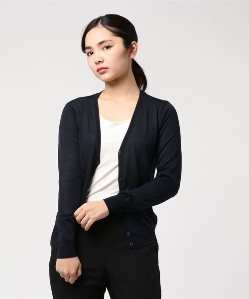 A/C DESIGN BY ALPHA CUBIC（エーシーデザインバイアルファキュービック）の「春夏カラーVネックカーディガン（カーディガン/ボレロ・レディース・ピンク/グリーン/ネイビー/ラベンダー・M size/L size）」の9枚目の写真