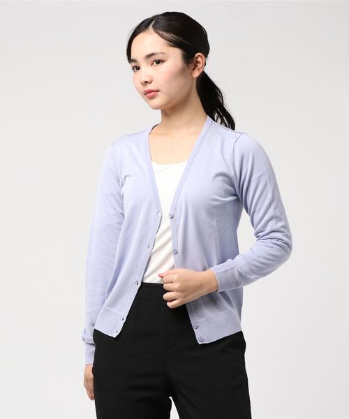 A/C DESIGN BY ALPHA CUBIC（エーシーデザインバイアルファキュービック）の「春夏カラーVネックカーディガン（カーディガン/ボレロ・レディース・ピンク/グリーン/ネイビー/ラベンダー・M size/L size）」の10枚目の写真