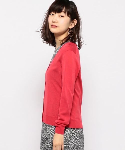 A/C DESIGN BY ALPHA CUBIC（エーシーデザインバイアルファキュービック）の「春夏カラーVネックカーディガン（カーディガン/ボレロ・レディース・ピンク/グリーン/ネイビー/ラベンダー・M size/L size）」の12枚目の写真