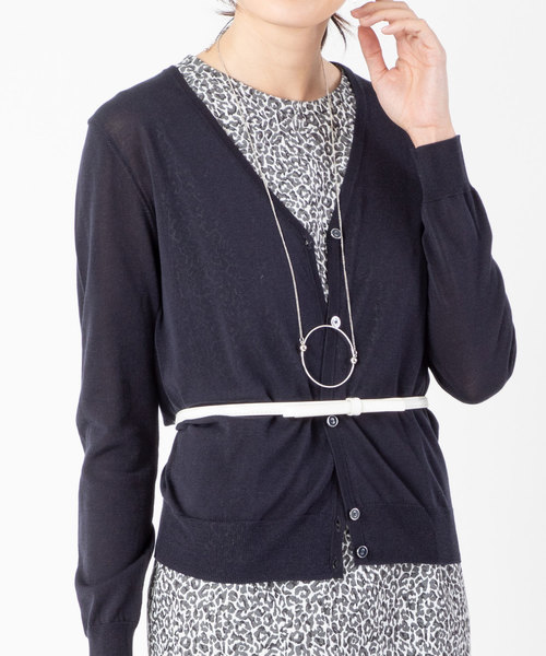 A/C DESIGN BY ALPHA CUBIC（エーシーデザインバイアルファキュービック）の「春夏カラーVネックカーディガン（カーディガン/ボレロ・レディース・ピンク/グリーン/ネイビー/ラベンダー・M size/L size）」の22枚目の写真