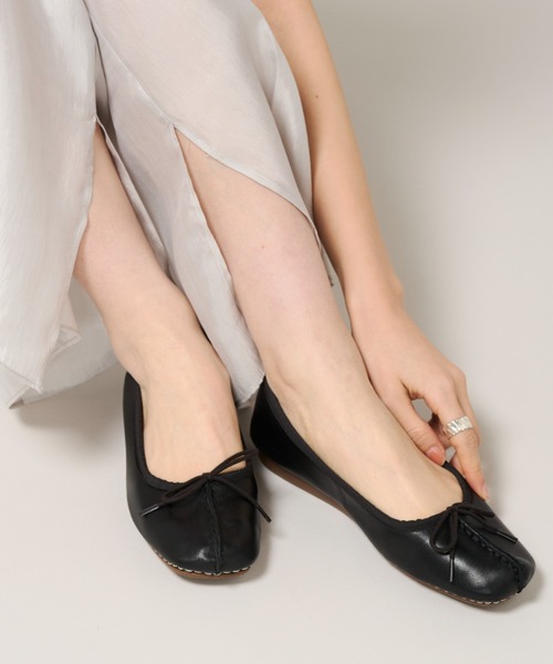 Clarks(クラークス)の「Freckle Ice / フレックルアイス(ブラックレザー)(バレエシューズ・レディース・ブラック・3/4/3.5/5.5/4.5/5/6/6.5/7)」の18枚目の写真