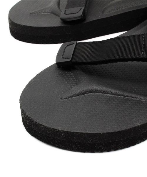 BEAMS(ビームス)の「SUICOKE×BEAMS / 別注 モノトーンストラップサンダル(サンダル・メンズ・ホワイト/ブラック・10inch/8inch/9inch)」の8枚目の写真