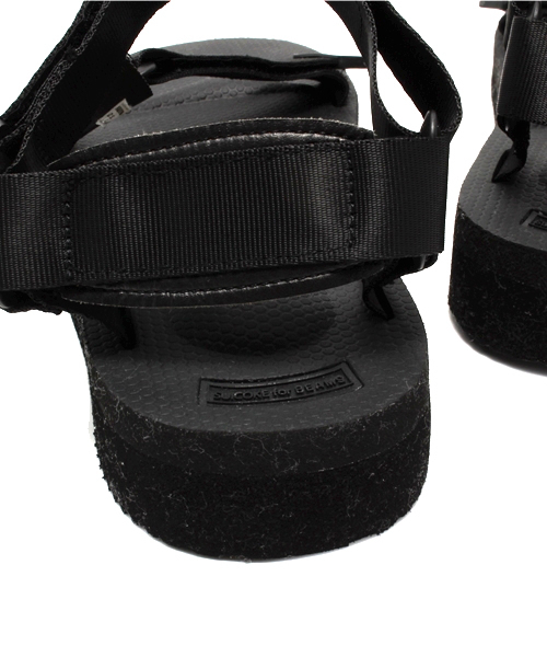 BEAMS(ビームス)の「SUICOKE×BEAMS / 別注 モノトーンストラップサンダル(サンダル・メンズ・ホワイト/ブラック・10inch/8inch/9inch)」の10枚目の写真