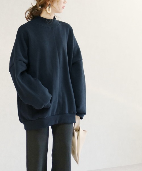 reca(レカ)の「オーバーサイズ裏起毛スウェット(スウェット・レディース・ベージュ/パープル/ネイビー/チャコール/グリーン/マスタード/グレイッシュベージュ/キナリ/ブルーグレー・FREE)」の7枚目の写真