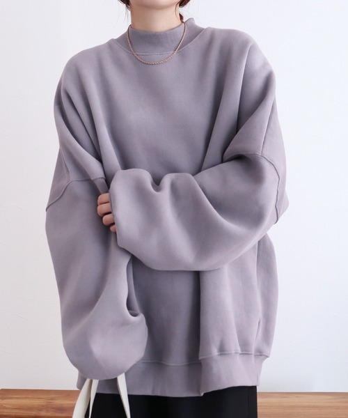 reca(レカ)の「オーバーサイズ裏起毛スウェット(スウェット・レディース・ベージュ/パープル/ネイビー/チャコール/グリーン/マスタード/グレイッシュベージュ/キナリ/ブルーグレー・FREE)」の3枚目の写真