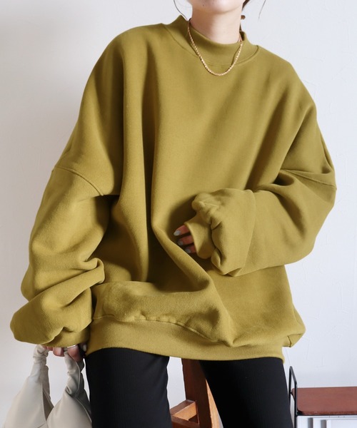 reca(レカ)の「オーバーサイズ裏起毛スウェット(スウェット・レディース・ベージュ/パープル/ネイビー/チャコール/グリーン/マスタード/グレイッシュベージュ/キナリ/ブルーグレー・FREE)」の9枚目の写真