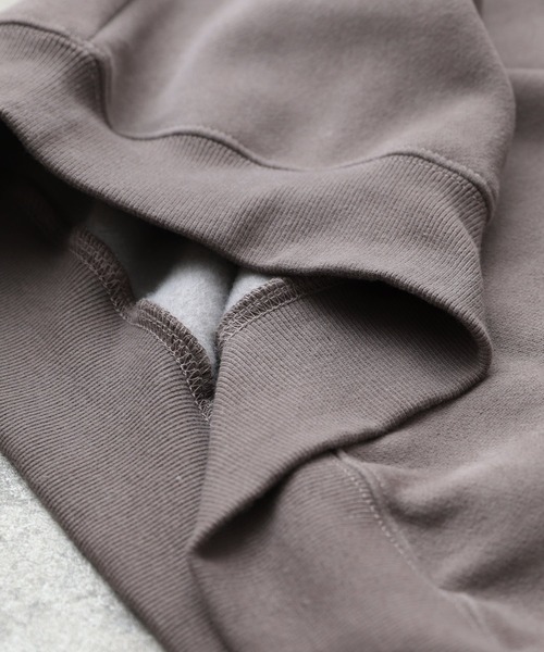 reca(レカ)の「オーバーサイズ裏起毛スウェット(スウェット・レディース・ベージュ/パープル/ネイビー/チャコール/グリーン/マスタード/グレイッシュベージュ/キナリ/ブルーグレー・FREE)」の22枚目の写真