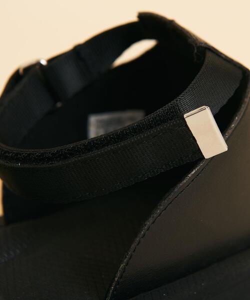 suicoke（スイコック）の「【別注】＜SUICOKE＞∴タビサンダル ο（サンダル・レディース・ブラック/ナチュラル・23cm/24cm/25cm）」の12枚目の写真