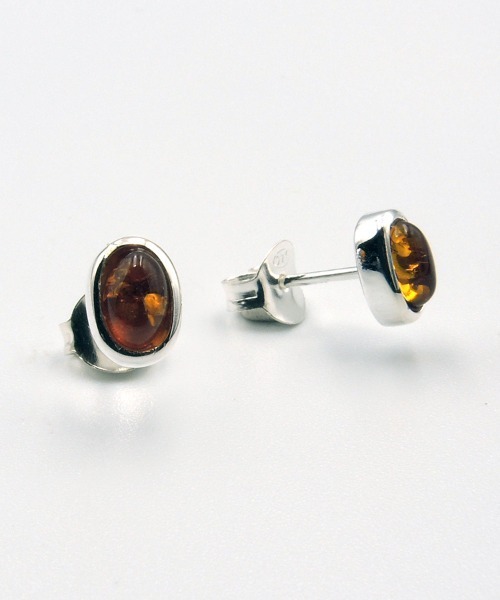 TONE SELECT GOODS（トーンセレクトグッズ）の「【925 SILVER ACC】Amber(天然琥珀)オーバルピアスSV925(OG)（ピアス（両耳用）・レディース・ホワイト/グリーン/ゴールド・FREE）」の8枚目の写真