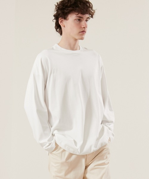 EMMA CLOTHES(エマクローズ)の「シルケットライク天竺 ワイドスリーブ L/S カットソー EMMA CLOTHES(Tシャツ/カットソー・メンズ・ホワイト/ブラック/アッシュブラウン/グレー系その他/ベージュ系その他/グリーン系その他/パープル系その他/グレイッシュベージュ/ブルー系その他/オレンジ系その他/ベージュ/ライトグレー/パープル系その他2・M/L)」の2枚目の写真