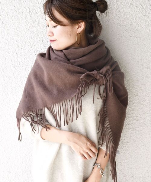 SHIPS（シップス）の「〈手洗い可能〉ウォッシャブルウールカシミヤストール◇（ストール/ショール・レディース・オフホワイト/ブラック/ブラウン/ベージュ/ライトブルー/クリーム/ブルー・ONE SIZE）」の19枚目の写真