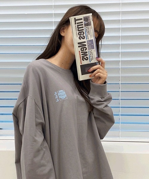 ONA(オーエヌエー)の「『ONA/オーエヌエー』2ND EARTH BASEMENT LONG SLEEVE T-SHIRT/ アース ベースメント ロングスリーブ Tシャツ(Tシャツ/カットソー・メンズ・ホワイト/チャコールグレー/ブラック/ブルー・FREE)」の8枚目の写真