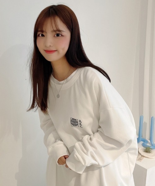ONA(オーエヌエー)の「『ONA/オーエヌエー』2ND EARTH BASEMENT LONG SLEEVE T-SHIRT/ アース ベースメント ロングスリーブ Tシャツ(Tシャツ/カットソー・メンズ・ホワイト/チャコールグレー/ブラック/ブルー・FREE)」の7枚目の写真