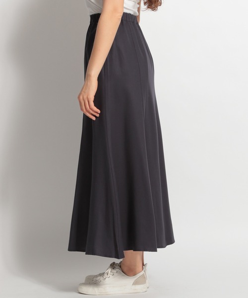niko and...（ニコアンド）の「テンセル(TM)マーメイドスカート（スカート・レディース・チャコール/アイボリー/カーキ/スモーク・LARGE/MEDIUM）」の10枚目の写真