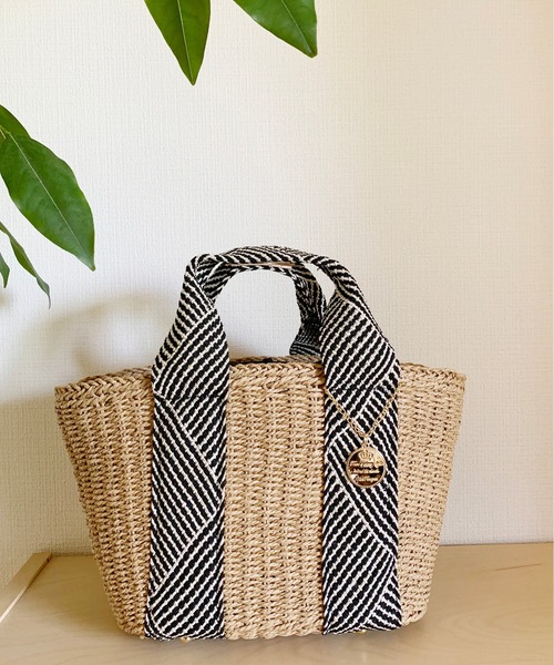 Via Demizon(ビアデミゾン)の「WEB限定 バケツ形カゴバッグ(かごバッグ・レディース・ブラック/グレー・フリー)」の13枚目の写真