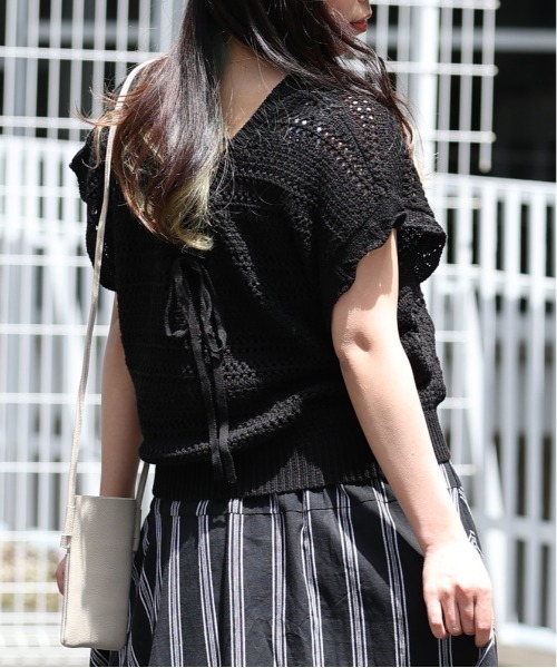 ARCANUM DESIGN（アルカナムデザイン）の「ARL 5G KNT バックレースアップニット×キャミソール（ニット/セーター・レディース・ブラック/グレー/モカ/ベージュ・FREE）」の7枚目の写真