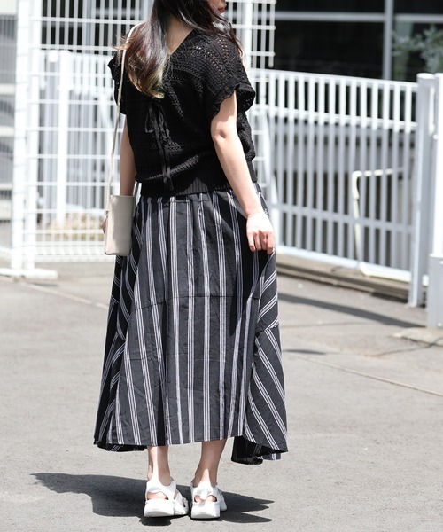 ARCANUM DESIGN（アルカナムデザイン）の「ARL 5G KNT バックレースアップニット×キャミソール（ニット/セーター・レディース・ブラック/グレー/モカ/ベージュ・FREE）」の5枚目の写真