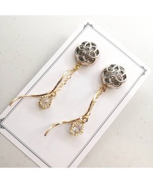 【kun】ゆらゆら揺れる上品なピアス(MA)