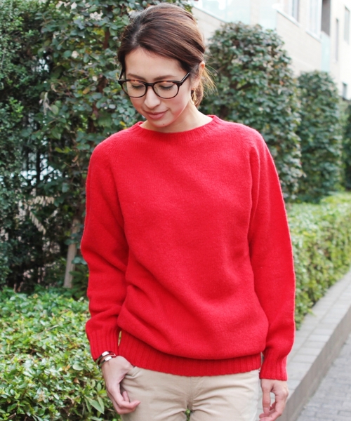 BEAUTY&YOUTH UNITED ARROWS（ビューティーアンドユースユナイテッドアローズ）の「BYMC JOHN TULLOCH クルーネックプルオーバー◆（ニット/セーター・レディース・グレー/ホワイト/ダークブラウン/レッド・フリー）」の4枚目の写真