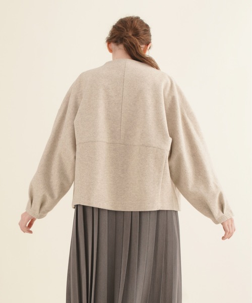 Kelen（ケレン）の「「KELEN / ケレン」ダブルフェイスボトルネックショートコート”BENNA”（ダウンジャケット/コート・レディース・ブラック/モカ/ライトベージュ・S/M）」の4枚目の写真