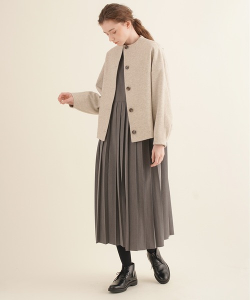 Kelen（ケレン）の「「KELEN / ケレン」ダブルフェイスボトルネックショートコート”BENNA”（ダウンジャケット/コート・レディース・ブラック/モカ/ライトベージュ・S/M）」の5枚目の写真