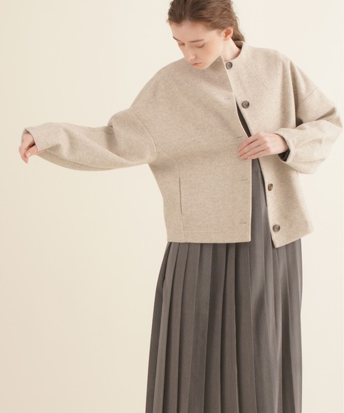 Kelen（ケレン）の「「KELEN / ケレン」ダブルフェイスボトルネックショートコート”BENNA”（ダウンジャケット/コート・レディース・ブラック/モカ/ライトベージュ・S/M）」の6枚目の写真