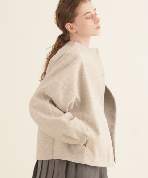 Kelen（ケレン）の「「KELEN / ケレン」ダブルフェイスボトルネックショートコート”BENNA”（ダウンジャケット/コート・レディース・ブラック/モカ/ライトベージュ・S/M）」の7枚目の写真