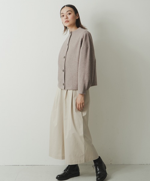 Kelen（ケレン）の「「KELEN / ケレン」ダブルフェイスボトルネックショートコート”BENNA”（ダウンジャケット/コート・レディース・ブラック/モカ/ライトベージュ・S/M）」の8枚目の写真