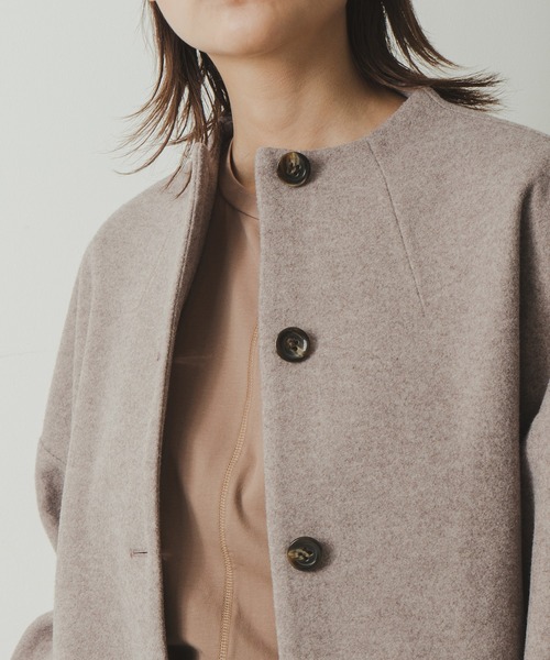 Kelen（ケレン）の「「KELEN / ケレン」ダブルフェイスボトルネックショートコート”BENNA”（ダウンジャケット/コート・レディース・ブラック/モカ/ライトベージュ・S/M）」の15枚目の写真